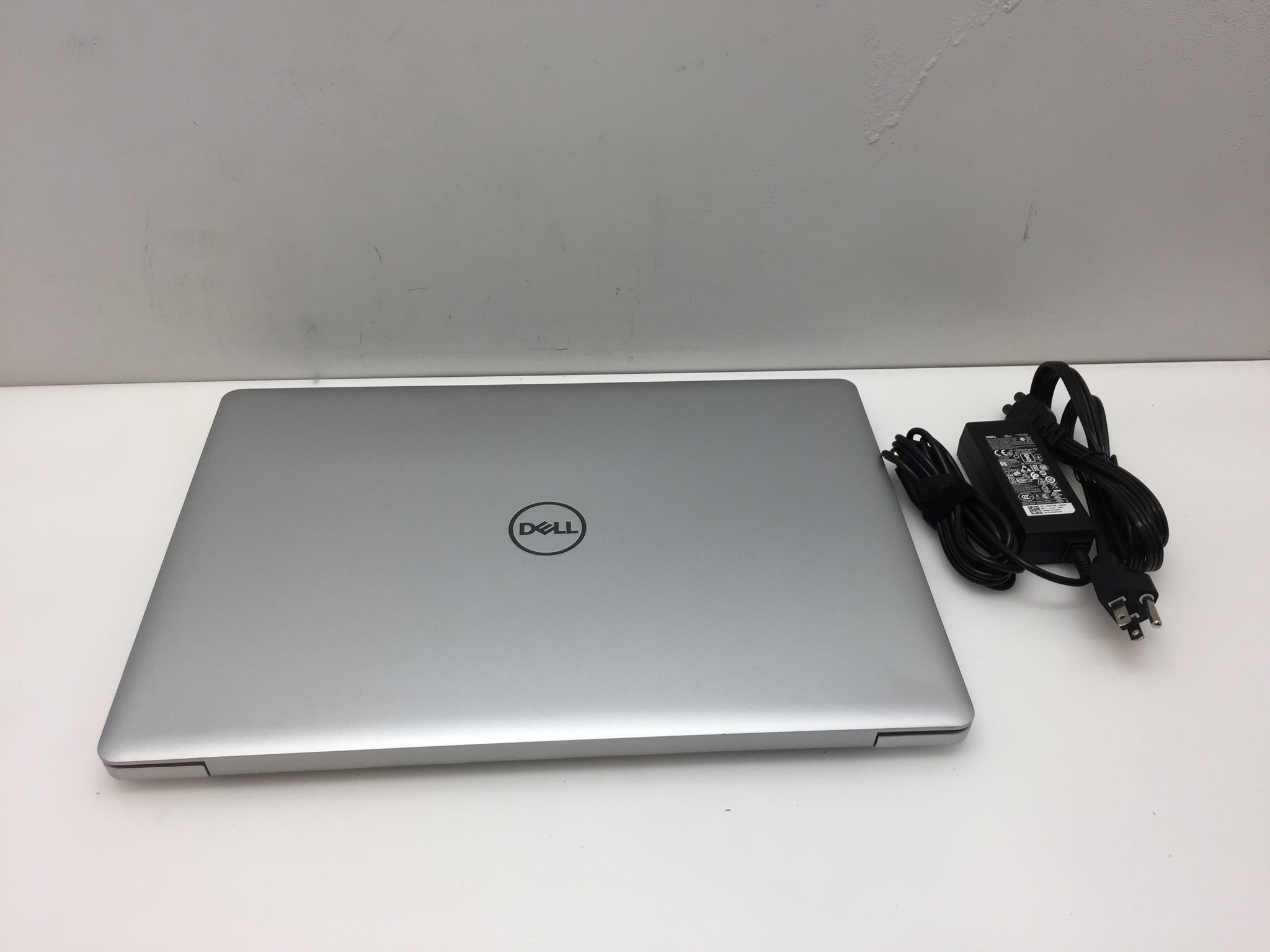 Laptop Dell Inspiron 15 5570 15.6