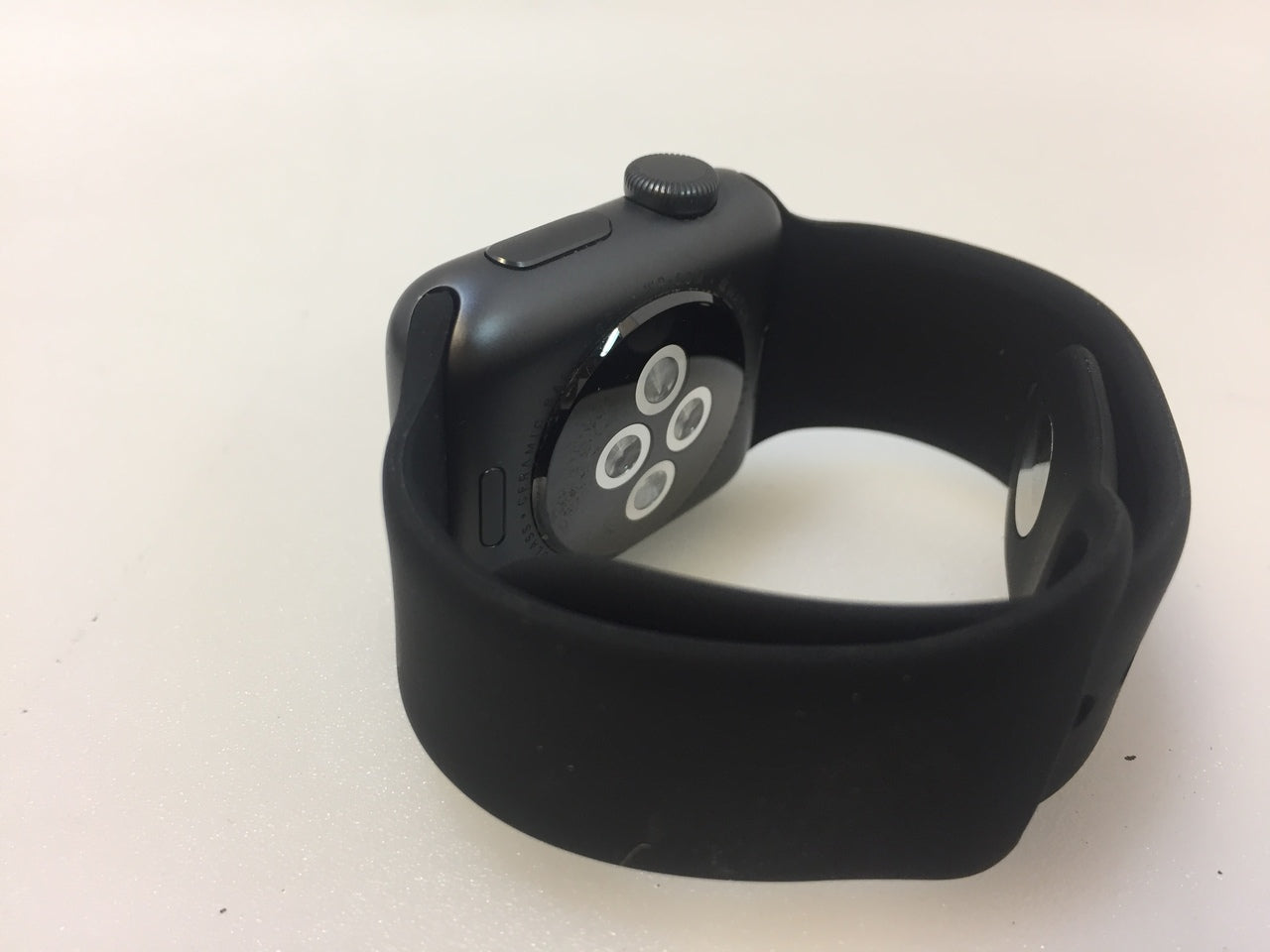 Apple Watch Series 2 shops - 38mm (MP0D2LL/A)