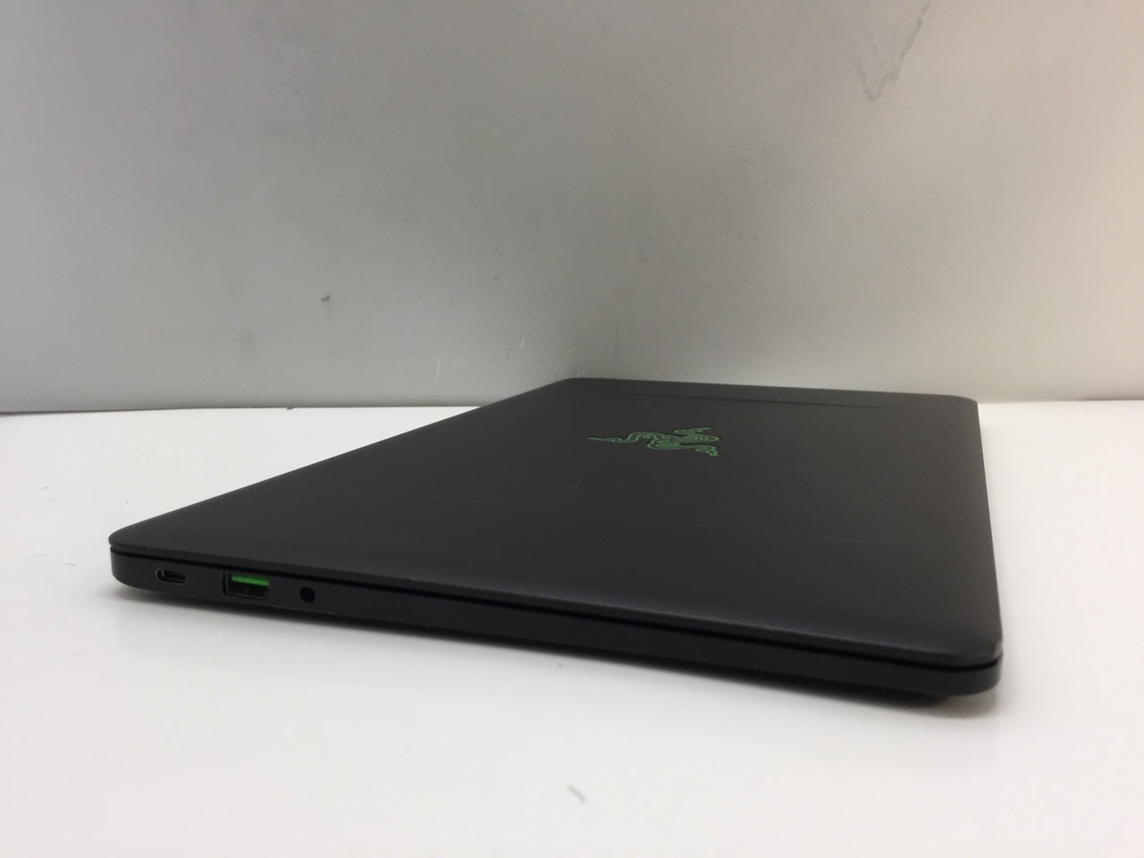 Laptop Razer Blade Stealth RZ09-0196 12.5