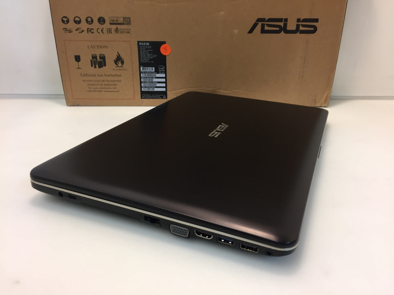 Laptop Asus R541N 15.6