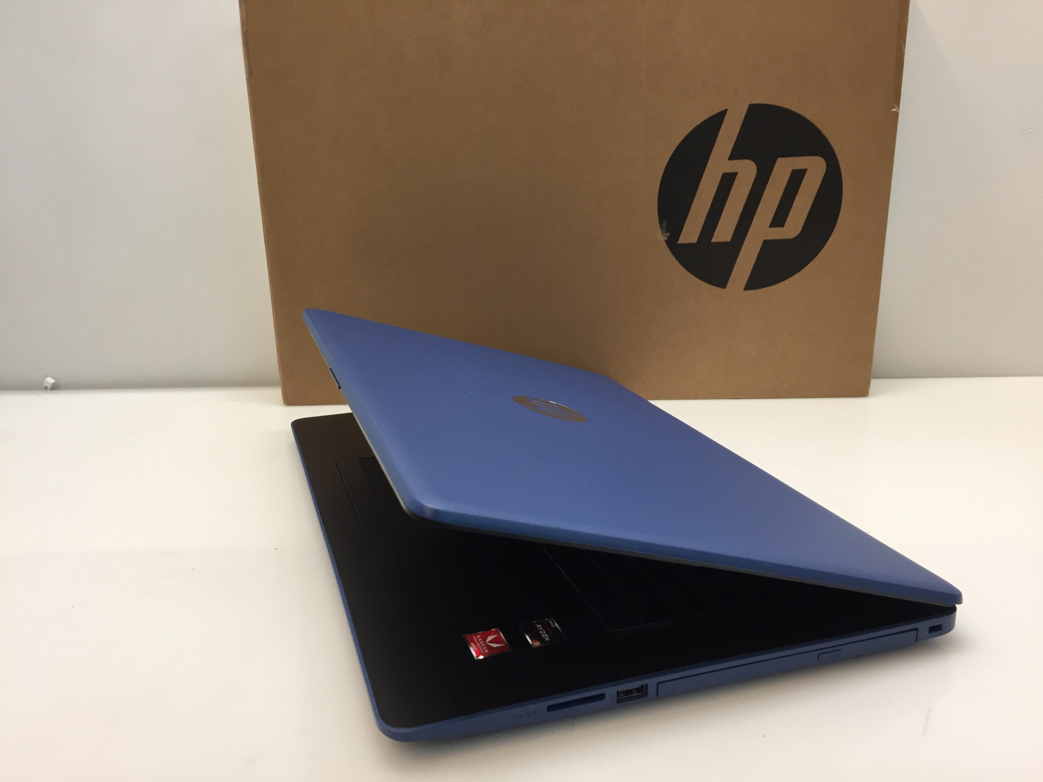 Laptop Hp 17-ca0014ds 17.3