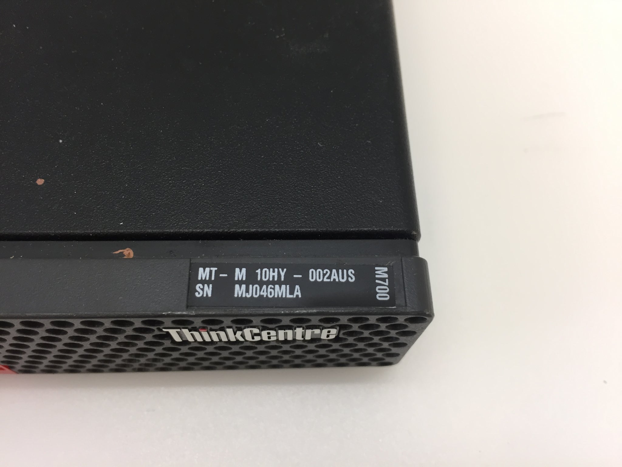 Lenovo ThinkCentre M700 Tiny PC Intel i5-6500T 2.50Ghz 8GB 256GB