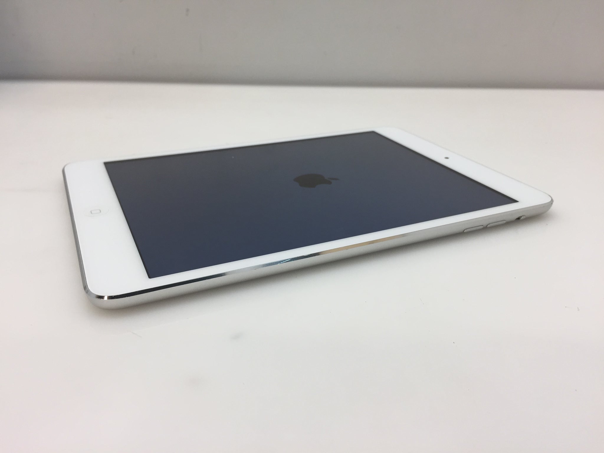 IPad Mini 2 White 32 deals GB