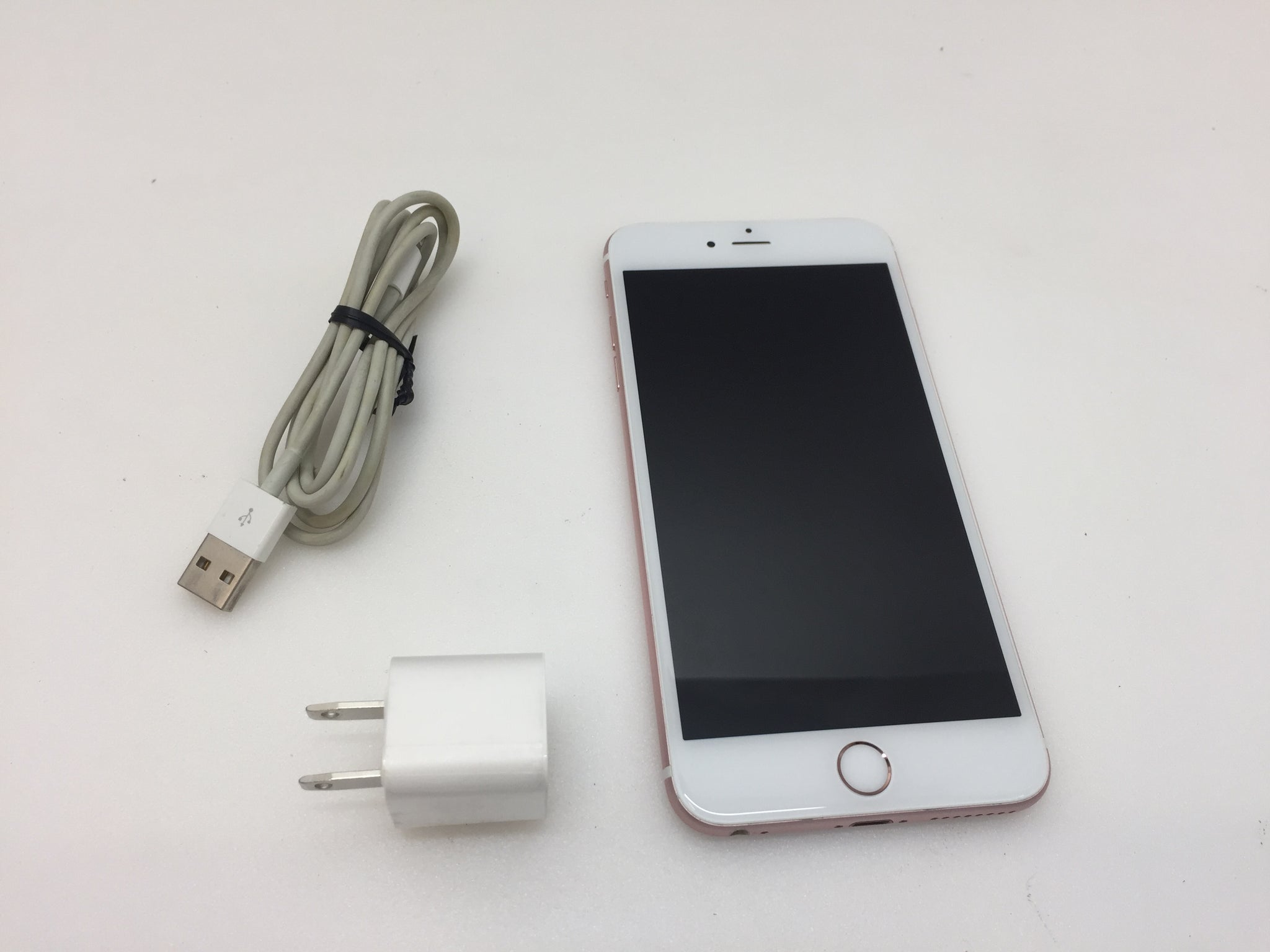 Apple iPhone 6 Plus 64 GB in Gold selling with charger