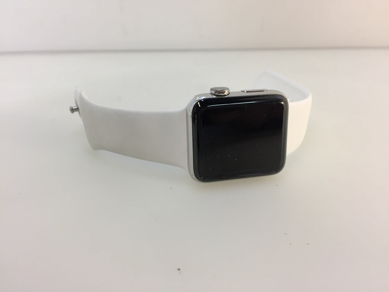 Apple watch series 2 hot sale 42mm stainless steel used