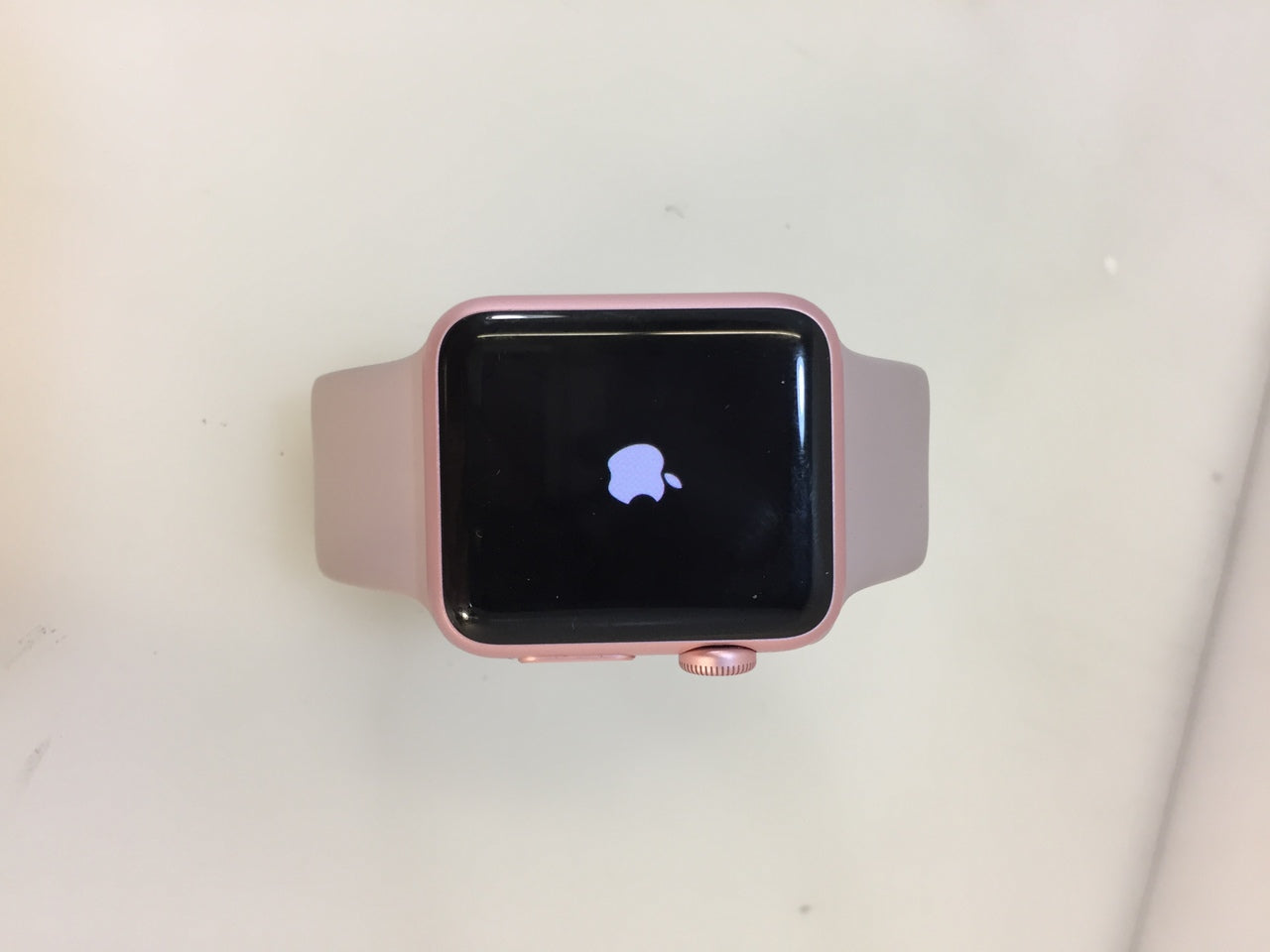 Apple Watch Series1 MNNH2LL/A 38mm Rose Gold Aluminum Case Pink