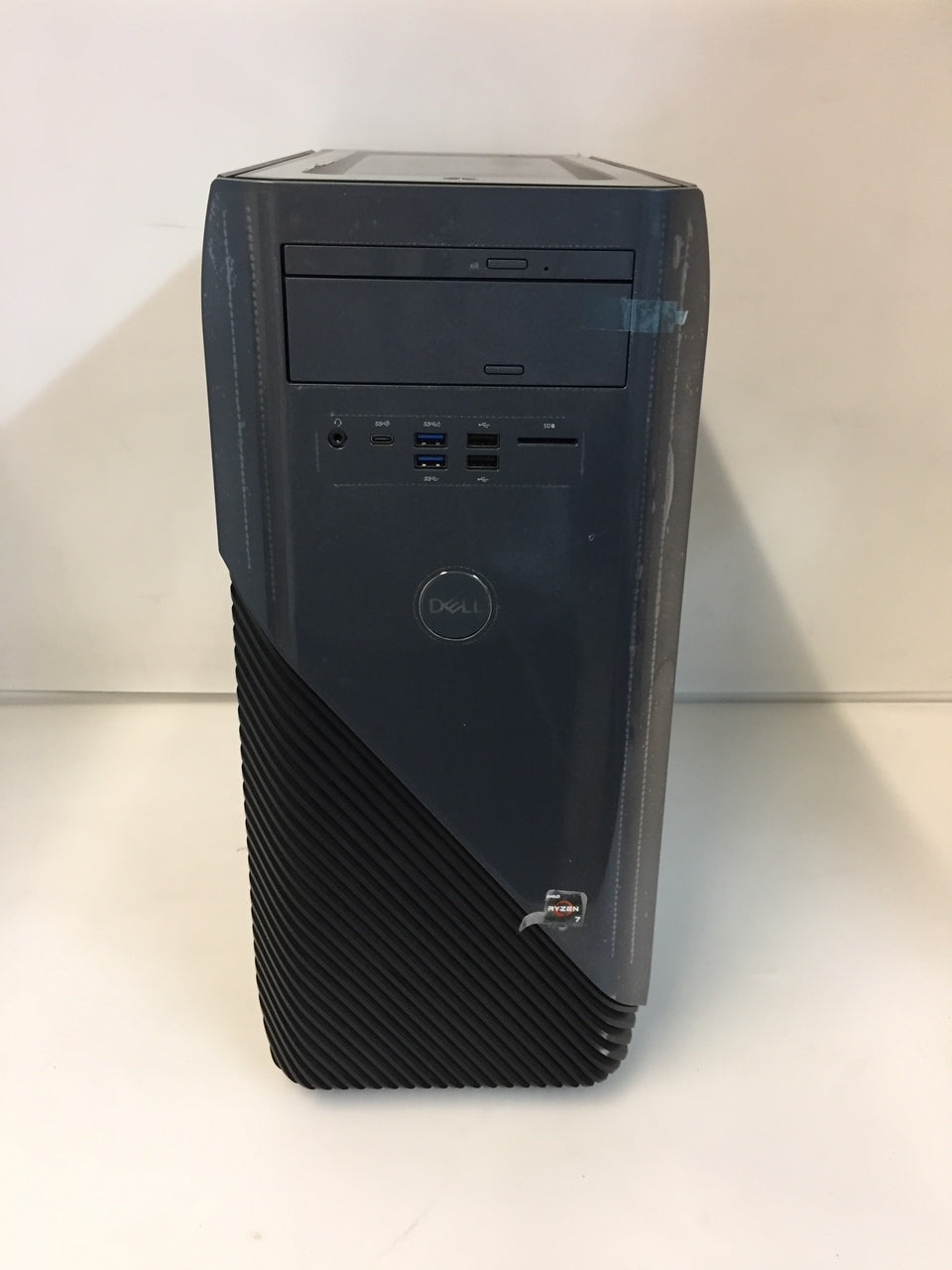 Desktop Dell Inspiron 5675 AMD Ryzen 7 1700 3.0Ghz 16GB 1TB Win10