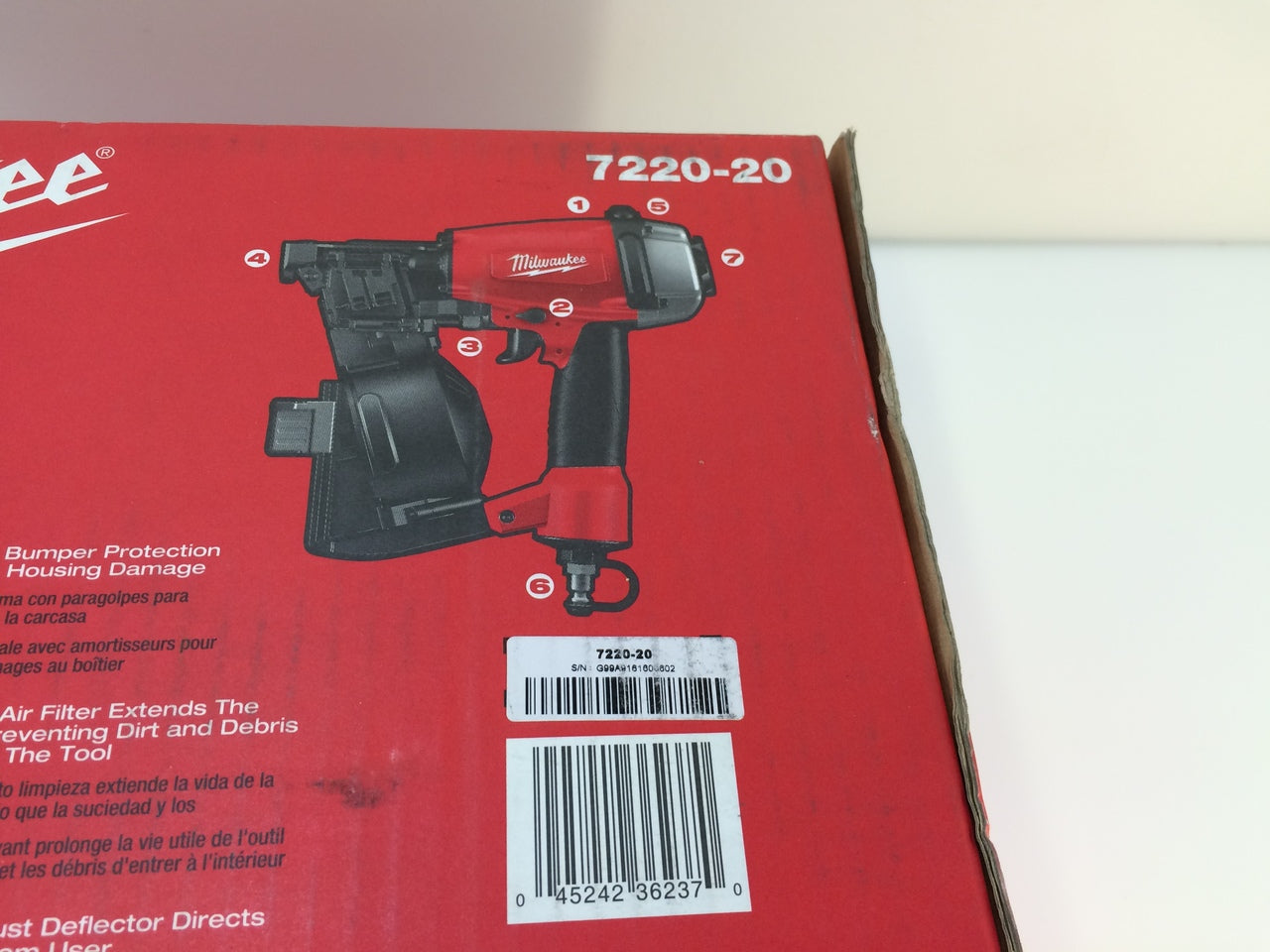 Milwaukee 7220 20 1 3 4 in. Coil Roofing Nailer