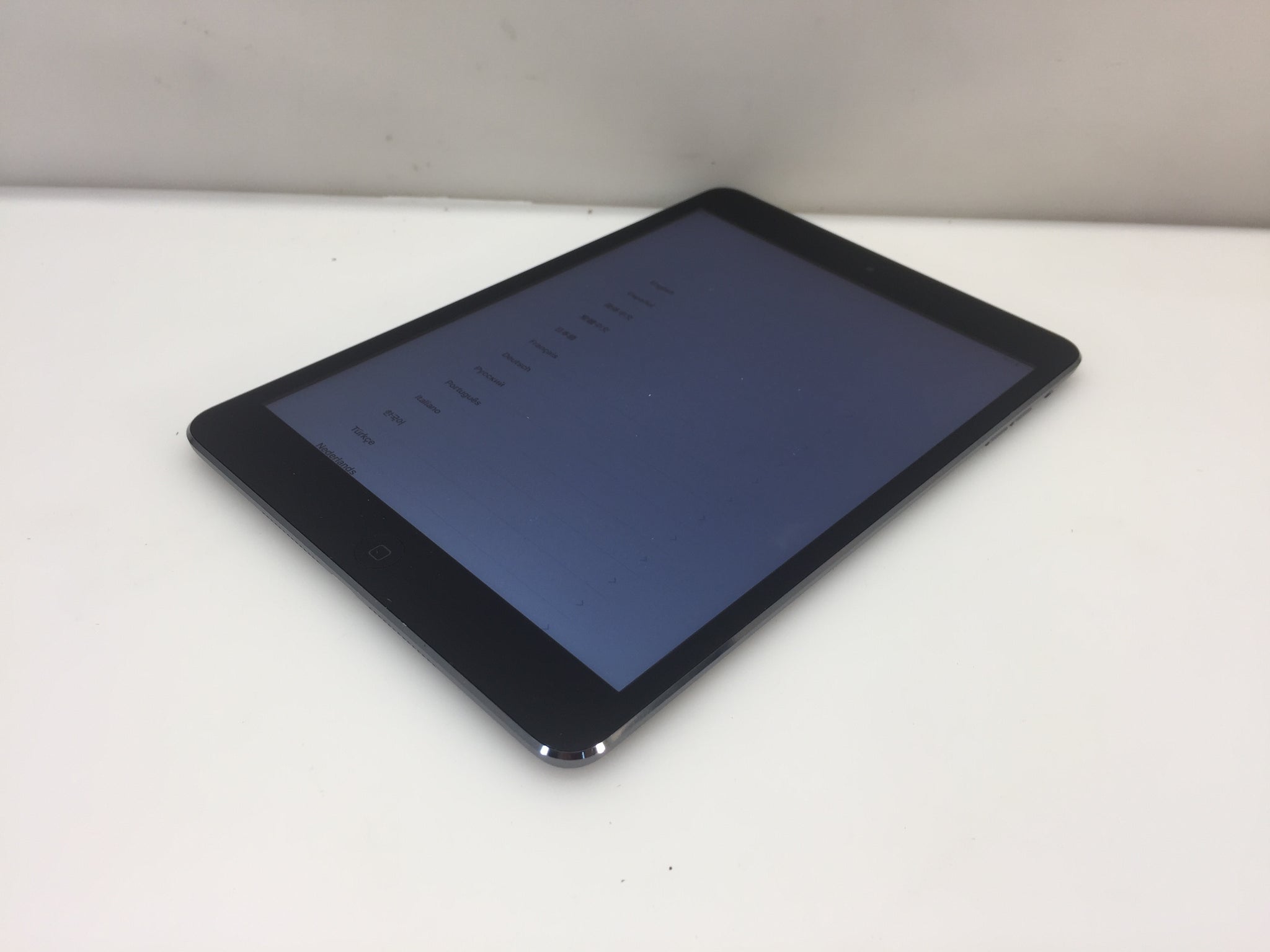 Apple iPad mini 2 7.9'' Tablet 16GB Wi-Fi ME276LL/A | NT