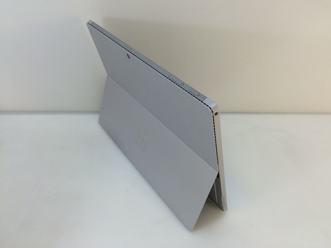 Microsoft Surface Pro 4 12.3