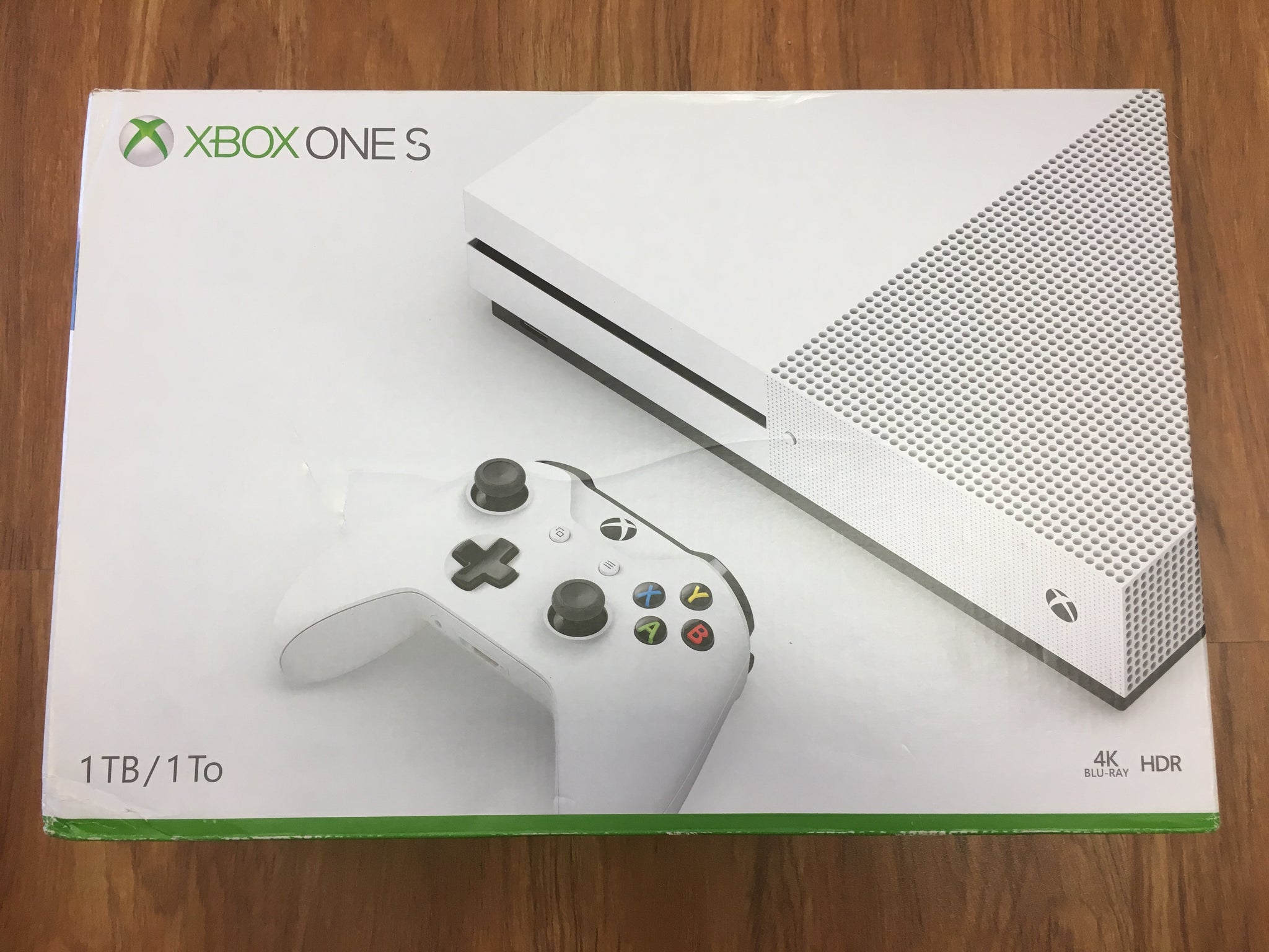 Microsoft Xbox One S 1TB 4K UHD Gaming Console Model:1681 - White