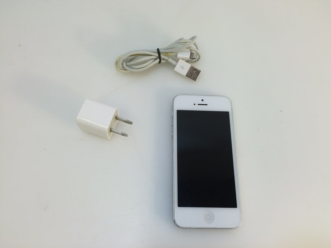 Apple iPhone 5 16GB AT&T Smartphone, White