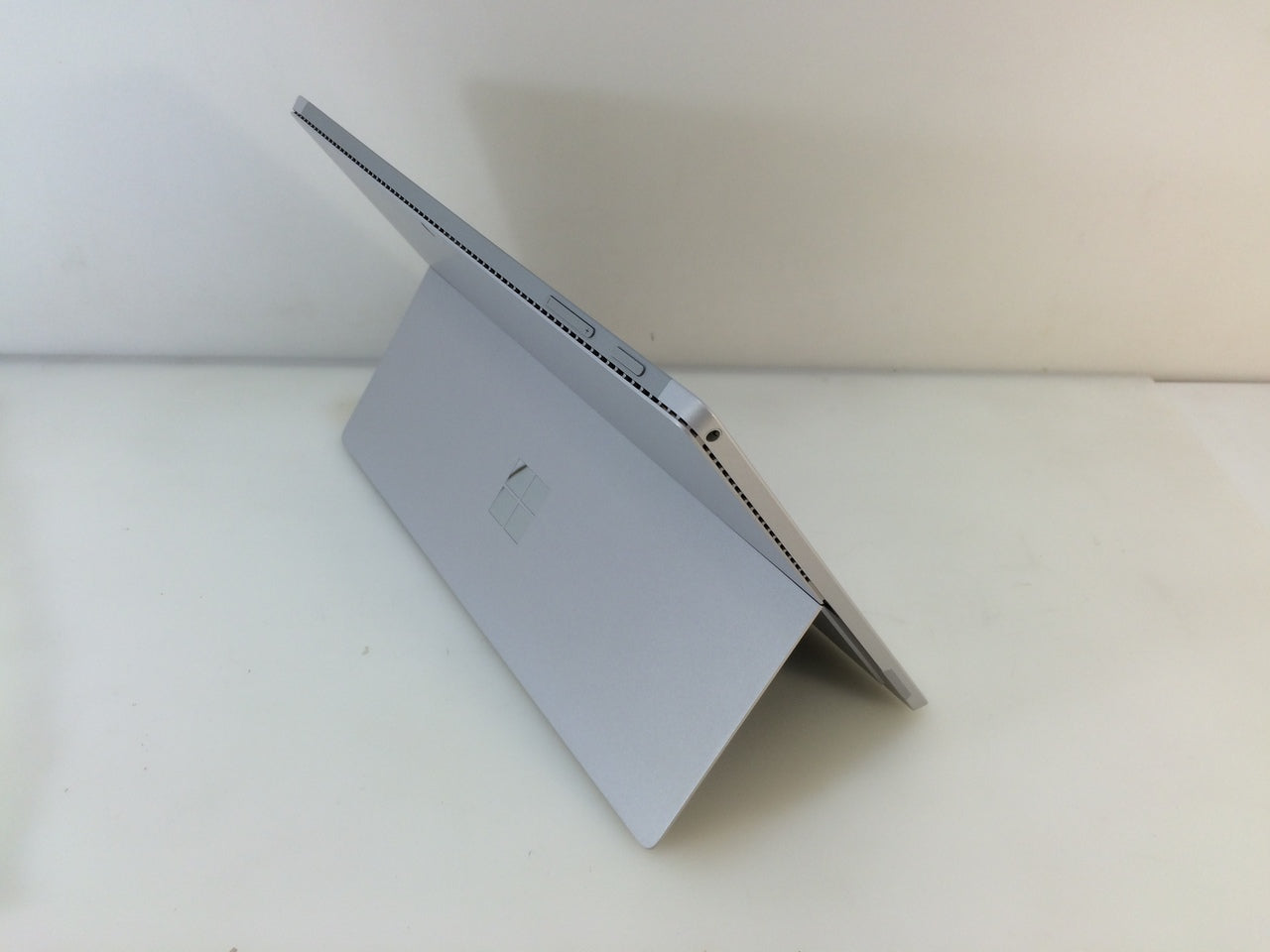 Microsoft Surface Pro 4 12.3